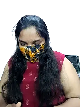 Snapshot of lovely-latha chatting on January 8, 2025, 3:28 pm lovely-latha online show from January 8, 2025, 3:28 pm