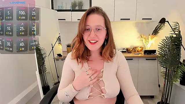 Snapshot of Charmy_Gracy chatting on April 1, 2026, 1:41 pm Charmy Gracy online show from April 1, 2026, 1:41 pm