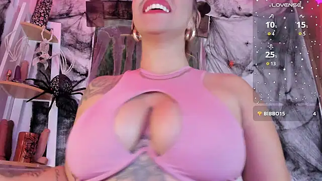 andrea lopezz  online show from October 25, 2025, 12:32 am