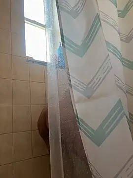 Snapshot of AngeloRoses chatting on April 12, 2026, 8:01 pm AngeloRoses online show from April 12, 2026, 8:01 pm