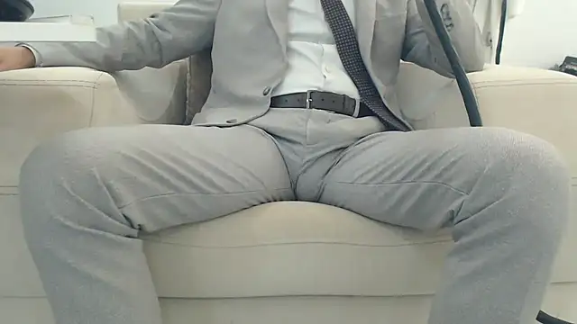 masterxmonster online show from November 3, 2025, 2:39 am