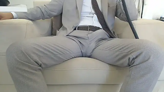 masterxmonster online show from November 4, 2025, 7:01 am