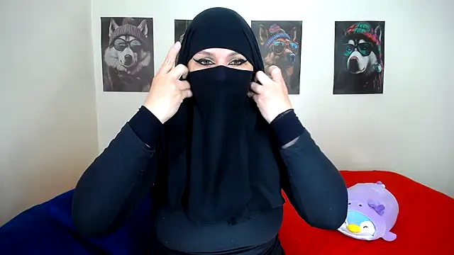 Snapshot of evelyn__salah chatting on October 6, 2025, 11:05 pm evelyn salah online show from October 6, 2025, 11:05 pm