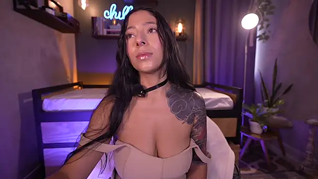 camila3   online show from April 21, 2026, 3:07 pm