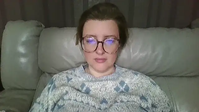 LiquidLeonie online show from March 29, 2026, 2:57 am