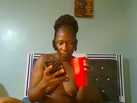 blackcuteebony online show from March 6, 2025, 6:52 am