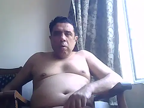 Snapshot of brilliant9 chatting on June 7, 2026, 4:07 am brilliant9 online show from June 7, 2026, 4:07 am