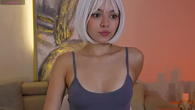 NaomiSainz online show from March 24, 2026, 1:55 pm