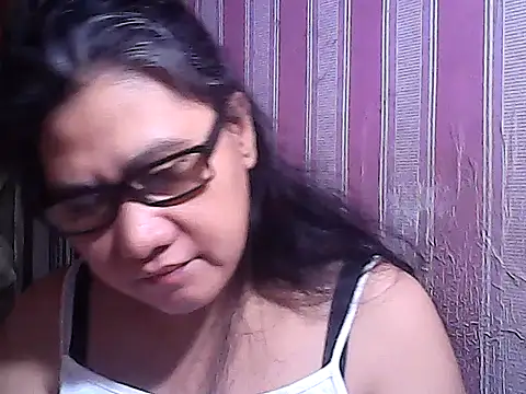 sweetsosie18 online show from October 4, 2025, 11:17 pm