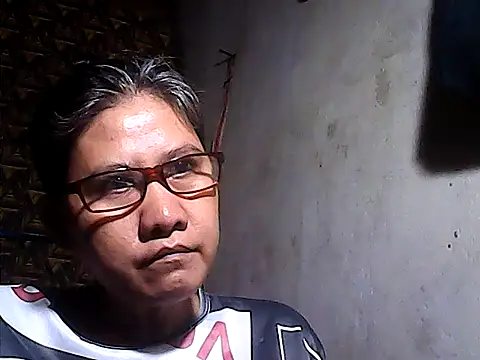 sweetsosie18 online show from July 17, 2026, 4:21 am