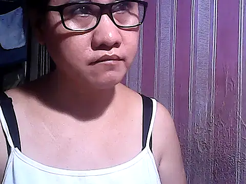 sweetsosie18 online show from November 9, 2025, 9:57 am