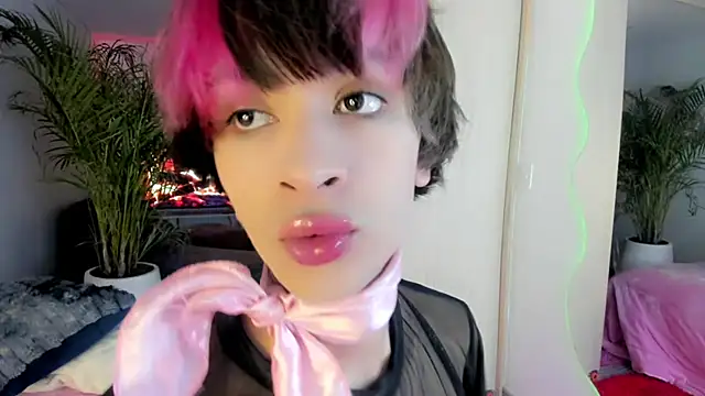 Snapshot of Sweet_Jack1 chatting on November 21, 2025, 2:05 pm Sweet Jack1 online show from November 21, 2025, 2:05 pm