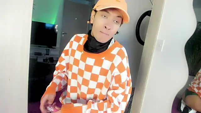 Snapshot of Sweet_Jack1 chatting on November 18, 2025, 1:14 pm Sweet Jack1 online show from November 18, 2025, 1:14 pm