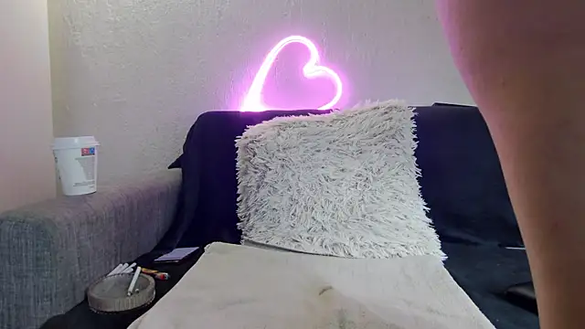 AlishyaJoi online show from December 17, 2025, 7:08 pm