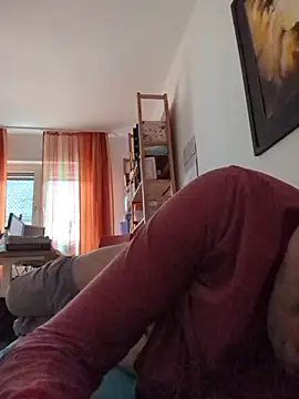 Snapshot of makau1 chatting on November 16, 2025, 7:35 am makau1 online show from November 16, 2025, 7:35 am