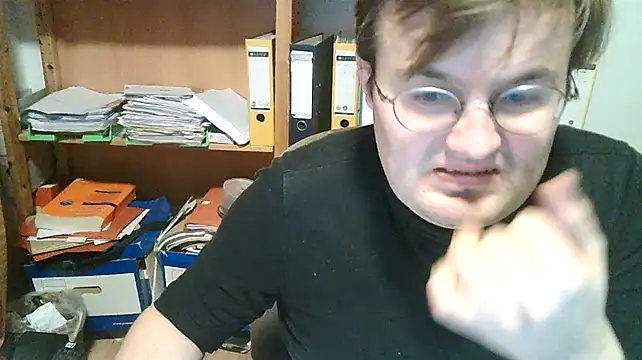 Snapshot of makau1 chatting on December 3, 2024, 7:50 pm makau1 online show from December 3, 2024, 7:50 pm