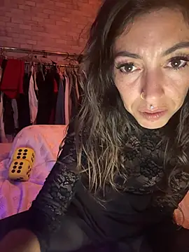 amanilouve online show from March 18, 2026, 9:48 pm