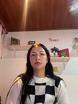 Snapshot of MadisonCambel chatting on January 15, 2025, 4:11 pm MadisonCambel online show from January 15, 2025, 4:11 pm