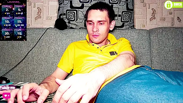 DavidCarroll online show from April 21, 2026, 8:37 pm