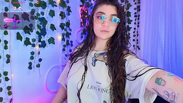 Samii Evans online show from November 12, 2025, 2:26 am