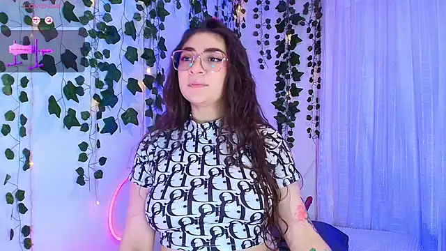 Samii Evans online show from November 18, 2025, 1:32 am