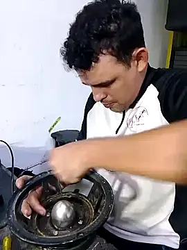 king-lobo-act online show from October 17, 2025, 9:38 pm