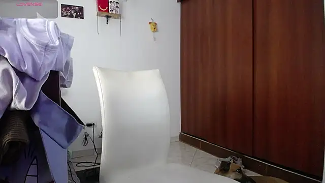 Moon lunita online show from February 25, 2026, 9:14 pm