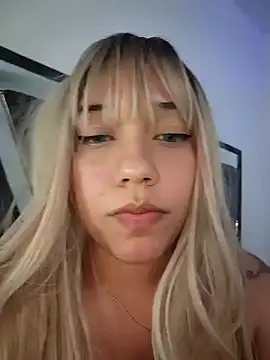 Snapshot of miafresa_hot chatting on March 8, 2025, 3:28 am miafresa hot online show from March 8, 2025, 3:28 am