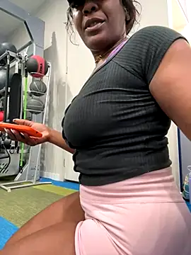 TilaTotti online show from November 22, 2025, 8:35 am