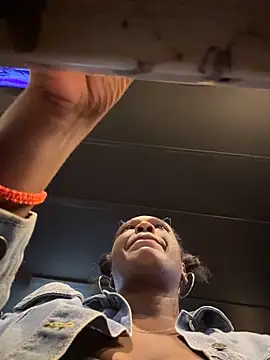 Snapshot of TilaTotti chatting on February 20, 2026, 6:26 am TilaTotti online show from February 20, 2026, 6:26 am