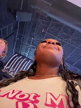 TilaTotti online show from December 20, 2025, 8:06 am