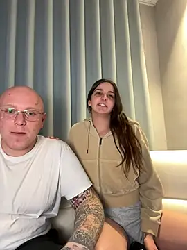 DoriDeluxe66 online show from March 11, 2025, 9:26 pm