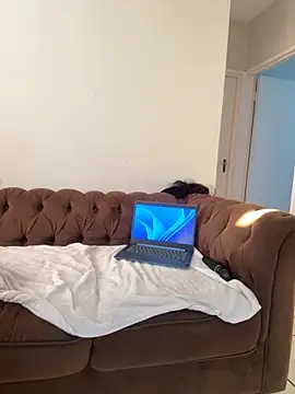 StupidNaturalPhatBooty  online show from April 1, 2026, 5:20 am