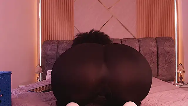 naia blessed online show from March 5, 2026, 7:21 pm