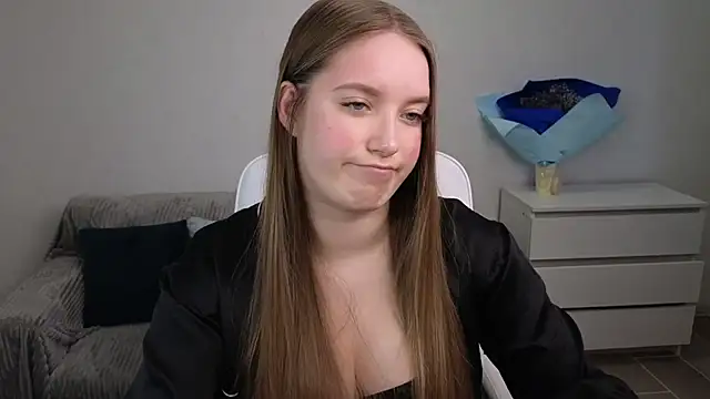 EvaMaddison online show from February 6, 2025, 5:46 am