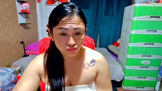 M e c e l online show from February 1, 2026, 5:00 pm