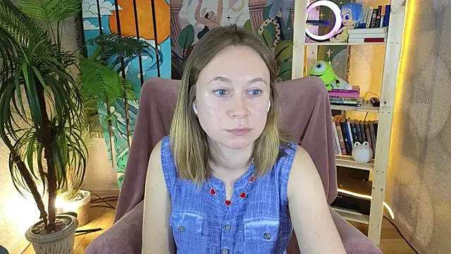BrookeEvans online show from September 13, 2025, 8:53 pm