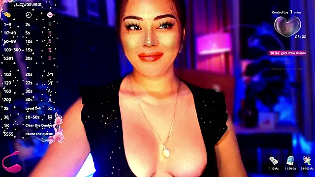 Thalia Cambridge online show from October 24, 2025, 10:20 pm