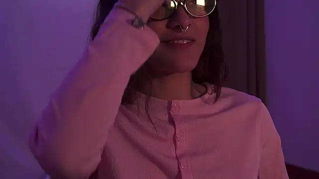 HannaMoom online show from November 15, 2025, 10:14 pm