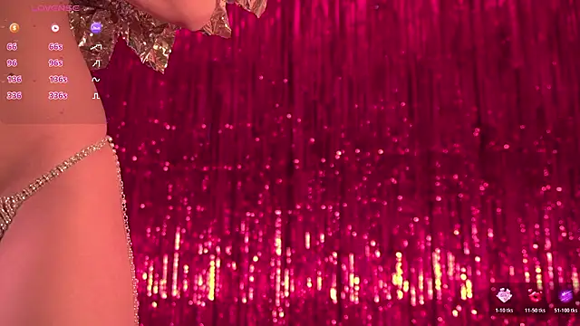 Snapshot of HannaMoom chatting on February 14, 2026, 10:21 pm HannaMoom online show from February 14, 2026, 10:21 pm