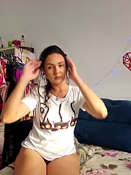 DaniCavalera online show from September 19, 2025, 7:18 pm