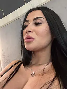 EmyLaveau online show from February 26, 2025, 12:27 pm