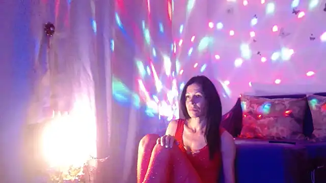 ElysaSun online show from October 9, 2025, 5:24 pm