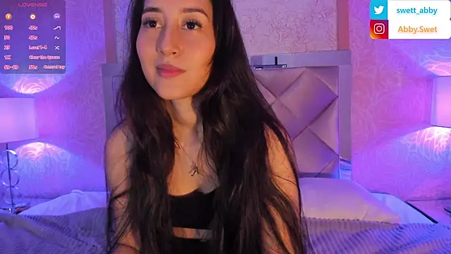 Snapshot of Abby_Sweet1_ chatting on May 15, 2026, 9:24 pm Abby Sweet1 online show from May 15, 2026, 9:24 pm