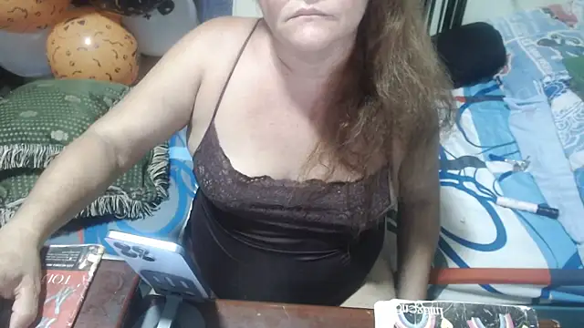 Snapshot of selenax2023 chatting on October 4, 2025, 2:51 pm selenax2023 online show from October 4, 2025, 2:51 pm