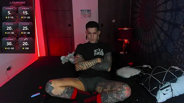 josh  ackerman online show from December 3, 2025, 8:52 pm