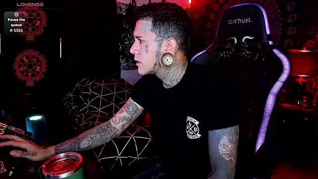 josh  ackerman online show from October 5, 2025, 2:41 pm