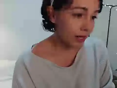 camii 7 online show from February 4, 2025, 12:51 am