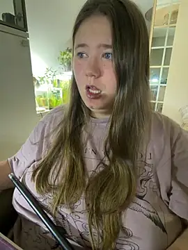 Snapshot of remirann_ chatting on November 5, 2025, 7:28 pm remirann online show from November 5, 2025, 7:28 pm