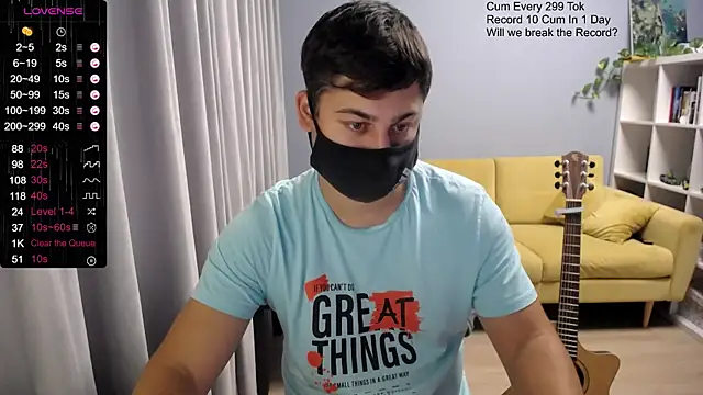 Snapshot of Tomguys chatting on November 6, 2025, 9:13 am Tomguys online show from November 6, 2025, 9:13 am